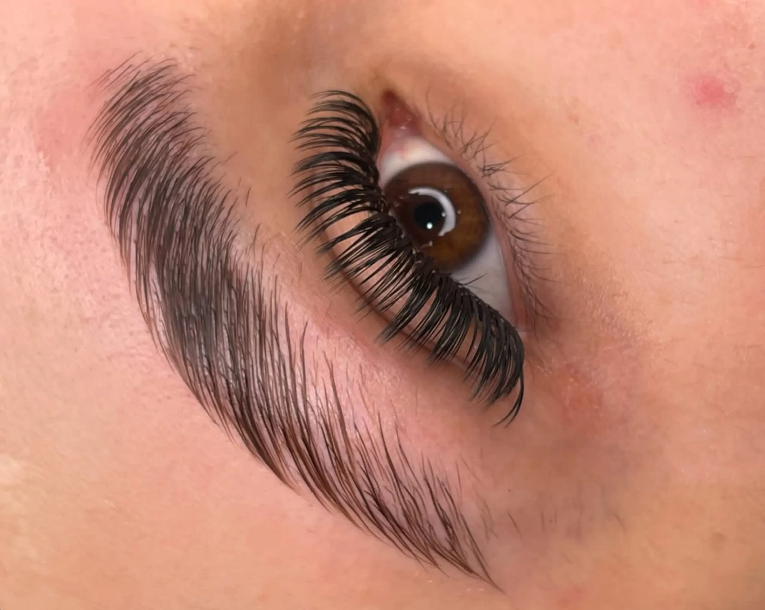 Eyelash Extensions at the First Time